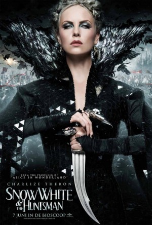 charlize theron reina bruja blancanieves cazador
