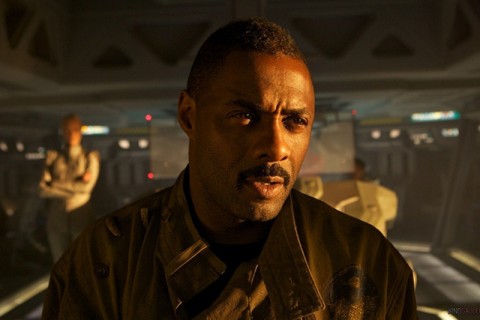 idris elba prometeo capitan janek