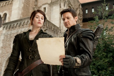gemma arterton jeremy renner hansel gretel cazadores brujas