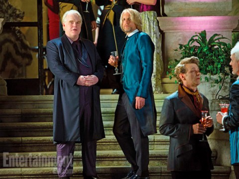phillip seymour hoffman woody harrelson en llamas juegos hambre