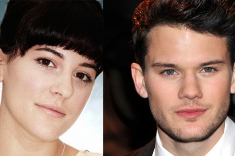 jeremy irvine phoebe fox