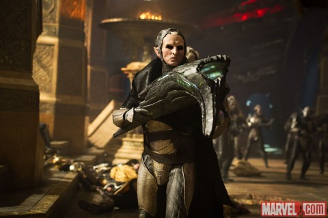 thor mundo oscuro malekith christopher eccleston