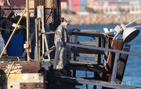 kristen stewart set camp x ray