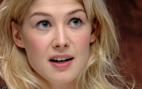 rosamund pike gone girl