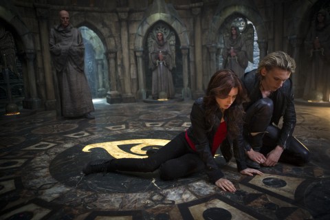 cazadores de sombras ciudad de hueso lily collins jamie campbell bower jace clary