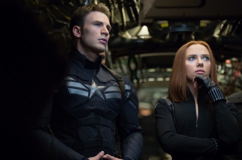 capitan america soldado del invierno chris evans scarlett johansson