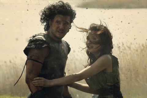 pompeya kit harington emily browning