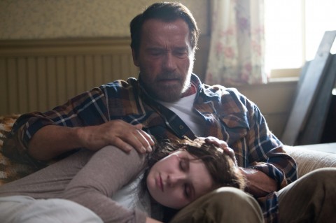 schwarzenegger abigail breslin maggie