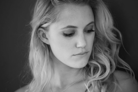 maika monroe