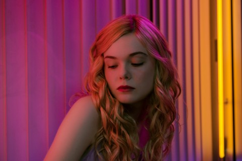 elle fanning neon demon
