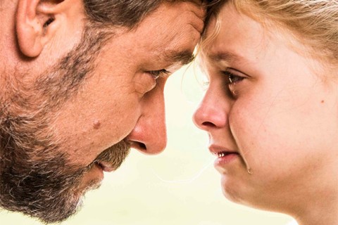 fathers-and-daughters-poster2