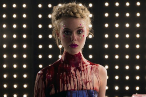 neon demon elle fanning