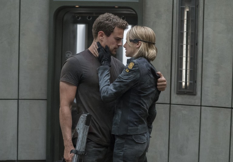 leal divergente theo james shailene woodley