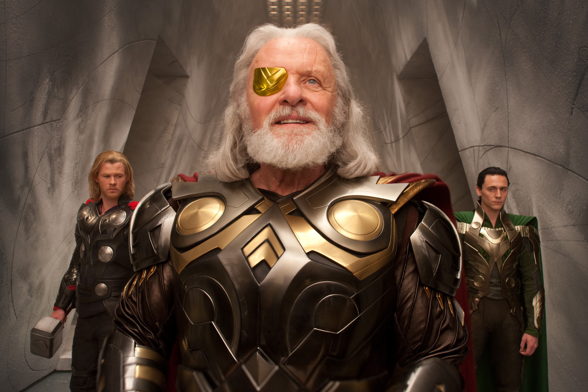 Así se ve Anthony Hopkins en el Set de Thor: Ragnarok