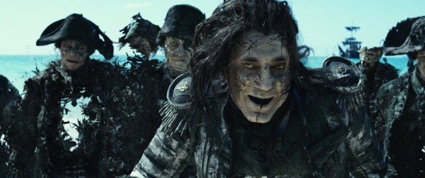 pirates-of-the-caribbean-dead-men-tell-no-tales-ghost-pirates-600x251