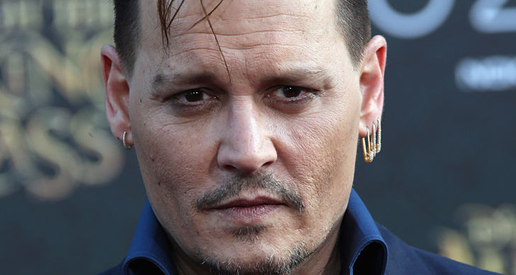 Johnny Depp protagonizara en King of the Jungle